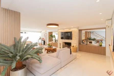 Casa de Condomínio com 3 Quartos à venda, 352m² no Areal, Pelotas