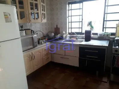 Casa com 3 Quartos à venda, 240m² no Jardim Oriental, São Paulo