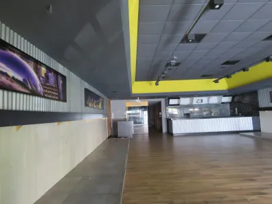Imóvel Comercial para alugar, 355m² no Cambuí, Campinas