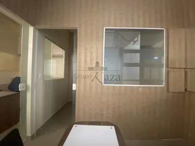 Sala Comercial com 1 Quarto à venda, 40m² no Centro, Jacareí
