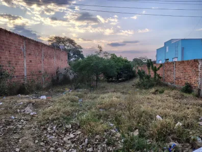 Lote/Terreno à venda, 360m² no Parque Industrial Manchester, Bauru