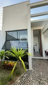 Casa com 4 Quartos à venda, 170m² no Novo Mundo, Uberlândia