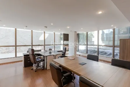 Sala Comercial para alugar, 74m² no Bela Vista, Porto Alegre