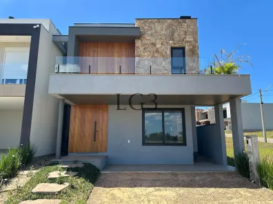 Casa de Condomínio com 3 Quartos para alugar, 180m² no Santa Cruz, Gravataí