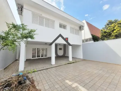 Casa com 4 Quartos para alugar, 247m² no Jardim Olympia, São Paulo