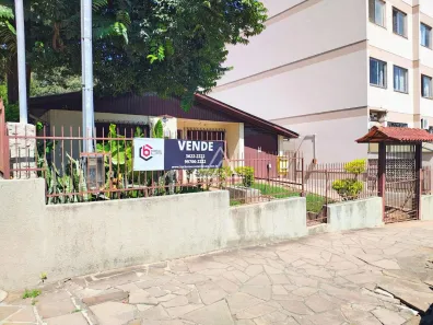 Casa com 3 Quartos à venda, 700m² no Centro, Passo Fundo