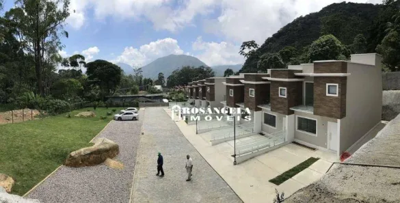 Casa de Condomínio com 2 Quartos à venda, 86m² no Granja Guarani, Teresópolis