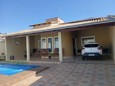 Casa com 3 Quartos à venda, 154m² no Residencial Paraíso, Senador Canedo