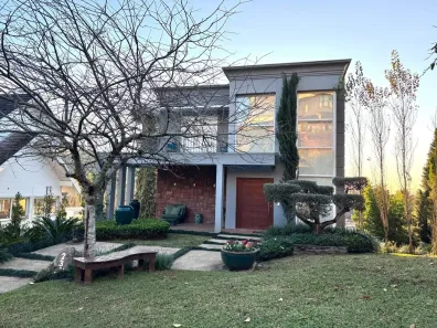 Casa de Condomínio com 3 Quartos à venda, 430m² no Vila Prinstrop, Gramado
