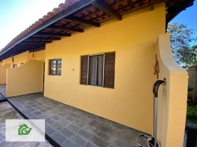 Casa com 2 Quartos à venda, 50m² no Jardim Britânia, Caraguatatuba