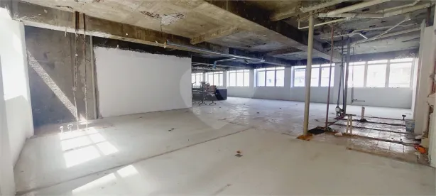 Sala Comercial para alugar, 341m² no Cerqueira César, São Paulo