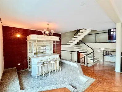 Casa com 3 Quartos para venda ou aluguel, 272m² no Vila Ester (Zona Norte), São Paulo