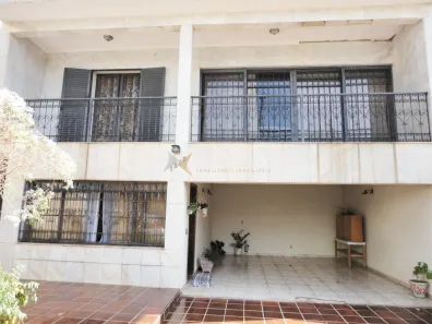 Sobrado com 3 Quartos à venda, 252m² no Vila Anhangüera, Campinas