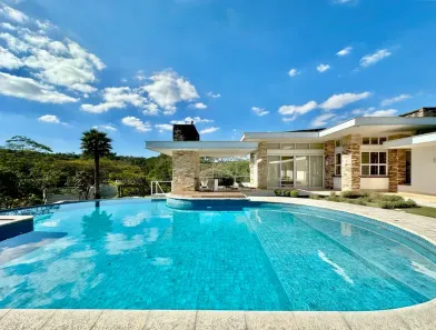 Casa de Condomínio com 4 Quartos para alugar, 615m² no Vila Santo Antônio, Cotia