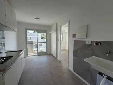 Apartamento com 1 Quarto para alugar, 30m² no Paraisópolis, São Paulo
