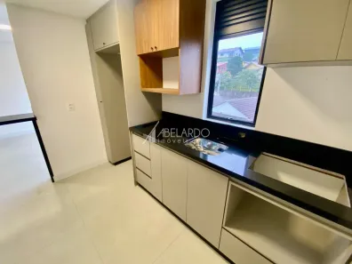 Apartamento com 2 Quartos para alugar, 61m² no Água Verde, Blumenau