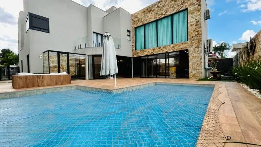 Sobrado com 5 Quartos à venda, 333m² no Residencial Granville, Goiânia
