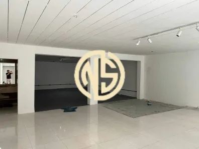 Ponto Comercial para alugar, 130m² no Vila Andrade, São Paulo