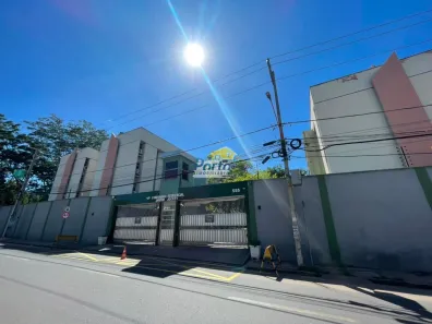 Apartamento com 3 Quartos para alugar, 97m² no Jóquei, Teresina