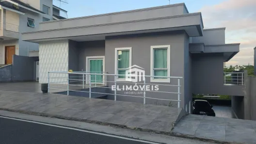 Casa de Condomínio com 5 Quartos para alugar, 600m² no Arujázinho IV, Arujá