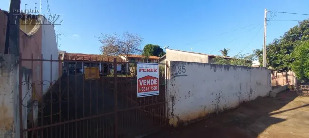 Casa com 2 Quartos à venda, 70m² no Califórnia, Londrina