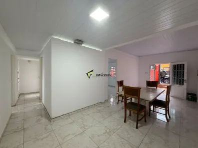 Casa com 3 Quartos para alugar, 130m² no Vila Carbone, São Paulo