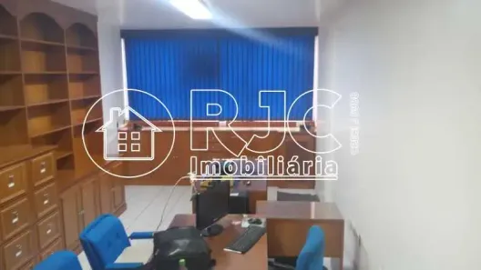 Sala Comercial à venda, 38m² no Centro, Guapimirim