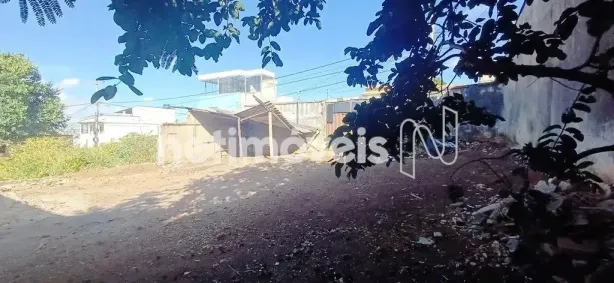 Casa com 2 Quartos à venda, 360m² no Araguaia, Belo Horizonte