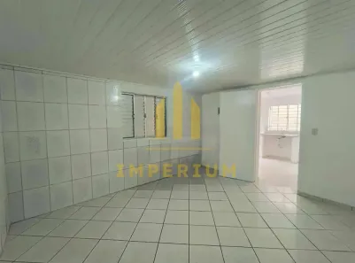 Casa com 1 Quarto para alugar, 30m² no Vila Maria Alta, São Paulo