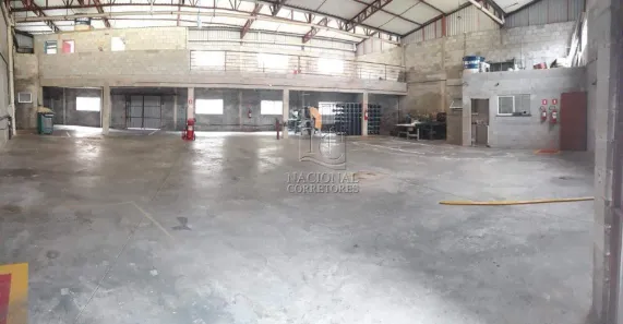 Galpão/Depósito/Armazém à venda, 814m² no Jardim Las Vegas, Santo André