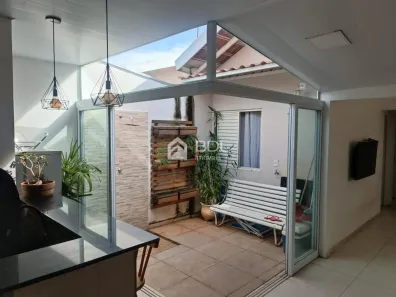 Casa de Condomínio com 2 Quartos à venda, 85m² no Vila Inema, Hortolândia