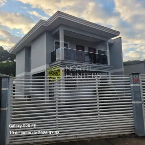 Casa com 3 Quartos para venda ou aluguel, 220m² no Itaum, Joinville