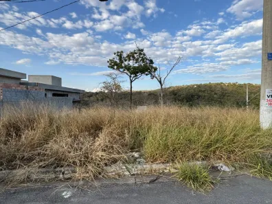 Lote/Terreno à venda, 666m² no Villa Paradiso, Lagoa Santa