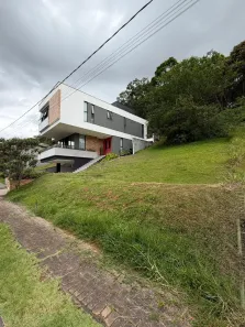 Lote/Terreno à venda, 272m² no Vila Nova, Joinville