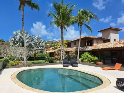 Casa de Condomínio com 6 Quartos para alugar, 240m² no Ferradurinha, Armação dos Búzios