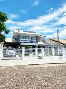 Sobrado com 4 Quartos à venda, 209m² no Capão Novo, Capão da Canoa