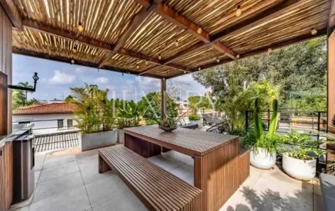 Casa com 3 Quartos para venda ou aluguel, 360m² no Jardim Paulistano, São Paulo