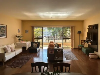 Apartamento com 4 Quartos para alugar, 220m² no Agriões, Teresópolis