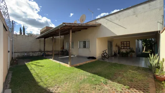 Casa com 3 Quartos à venda, 450m² no Goiânia 2, Goiânia