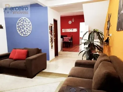 Sobrado com 4 Quartos à venda, 250m² no Vila Brasil, São Paulo