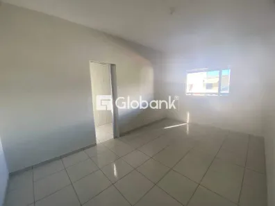 Casa com 4 Quartos à venda, 180m² no Esplanada, Montes Claros