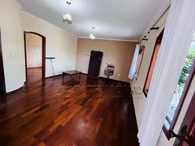 Casa com 3 Quartos para alugar, 220m² no Vila Dominguinho, Votorantim