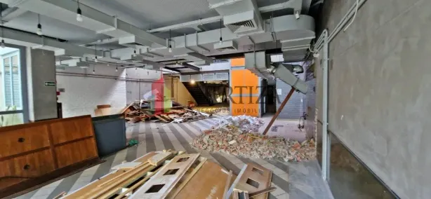 Ponto Comercial para alugar, 900m² no Vila Olímpia, São Paulo