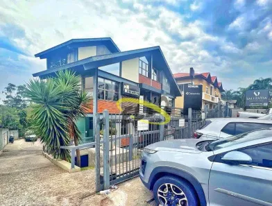Ponto Comercial para alugar, 210m² no Granja Viana, Cotia