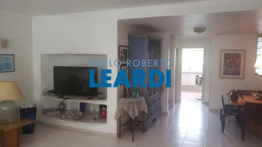 Casa com 2 Quartos à venda, 256m² no Vila Madalena, São Paulo