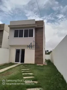 Casa com 3 Quartos à venda, 137m² no Jardim Mirabel, Goiânia