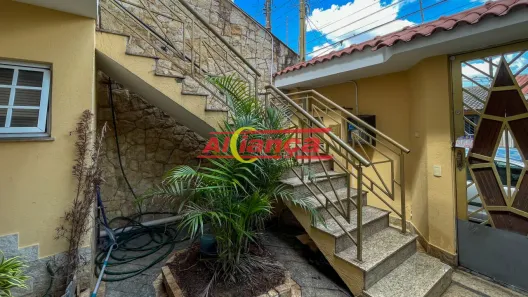 Casa com 4 Quartos à venda, 170m² no Jardim Santa Mena, Guarulhos