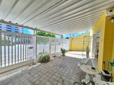 Casa com 7 Quartos à venda, 289m² no Barro Vermelho, Natal