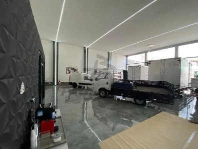 Galpão/Depósito/Armazém à venda, 280m² no Vila Príncipe de Gales, Santo André