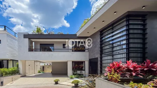 Casa de Condomínio com 4 Quartos à venda, 229m² no Ahú, Curitiba